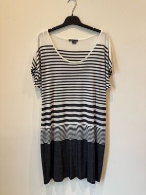 Vince Knit Shift Dress in Dark Grey and White with Slip Lining
